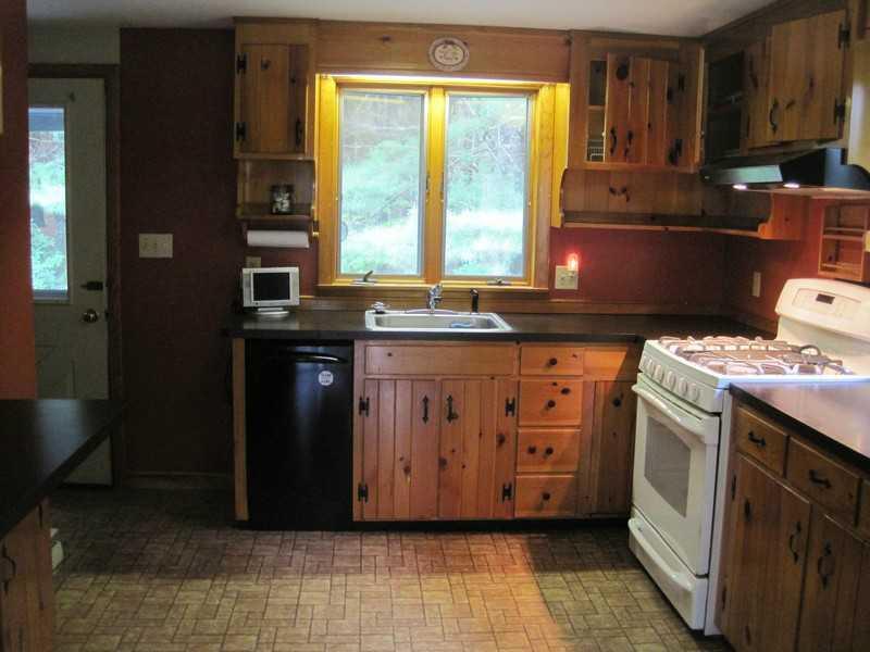 569 Turner Road Bremen, ME 04551 - Photo 13 of 34 Kitchen.