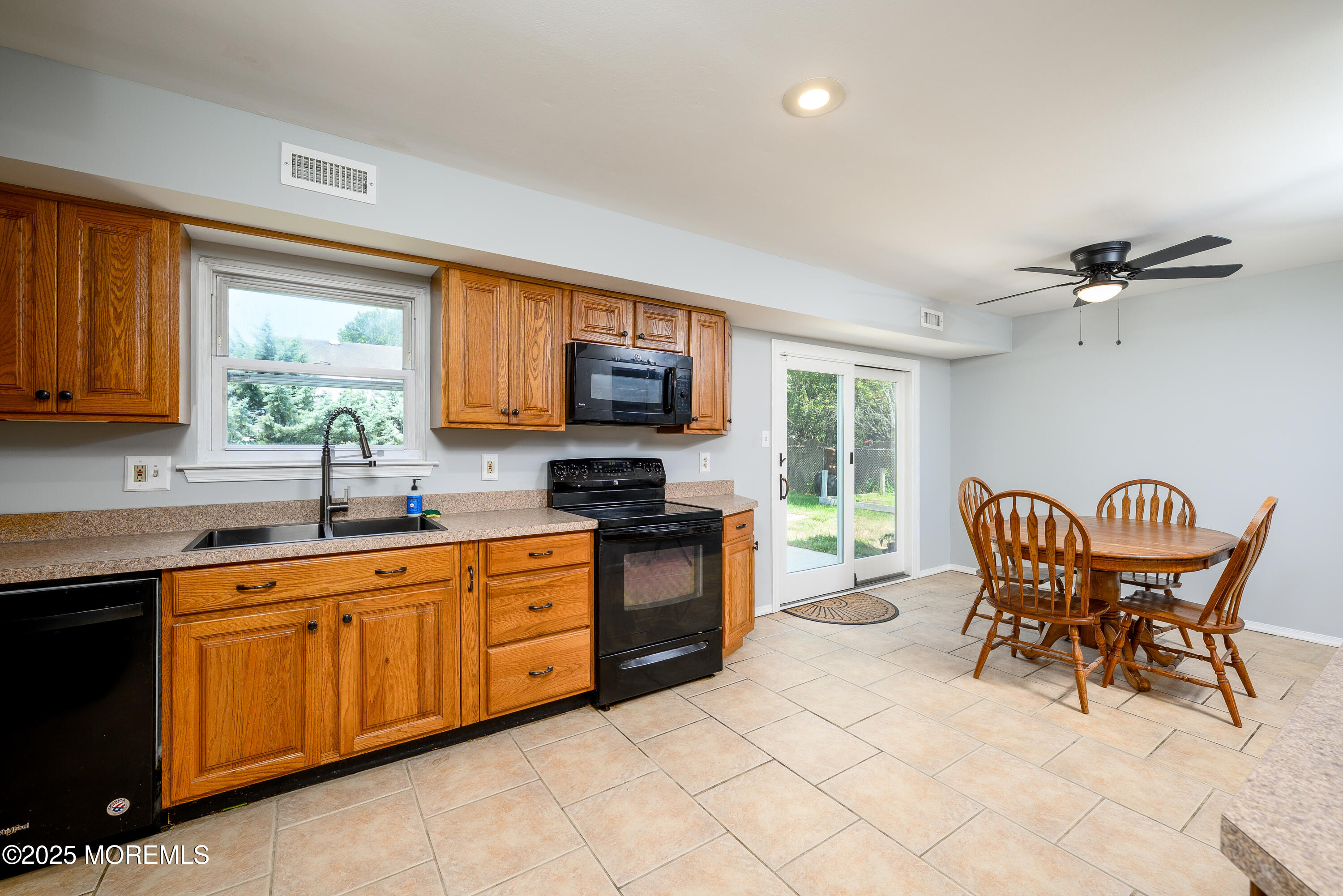 5 Cypress Drive Eastampton, NJ 08060 - Photo 14 of 31 5_Cypress_Dr-19