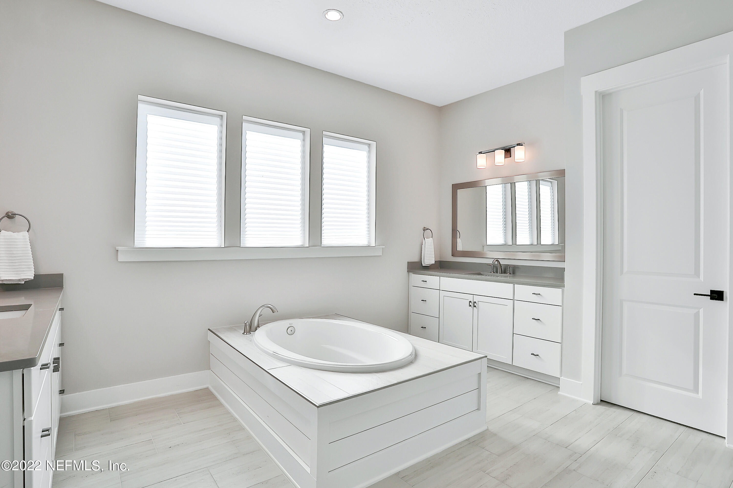 10170 Silverbrook Trail Jacksonville, FL 32256 - Photo 26 of 62 Tub Sep