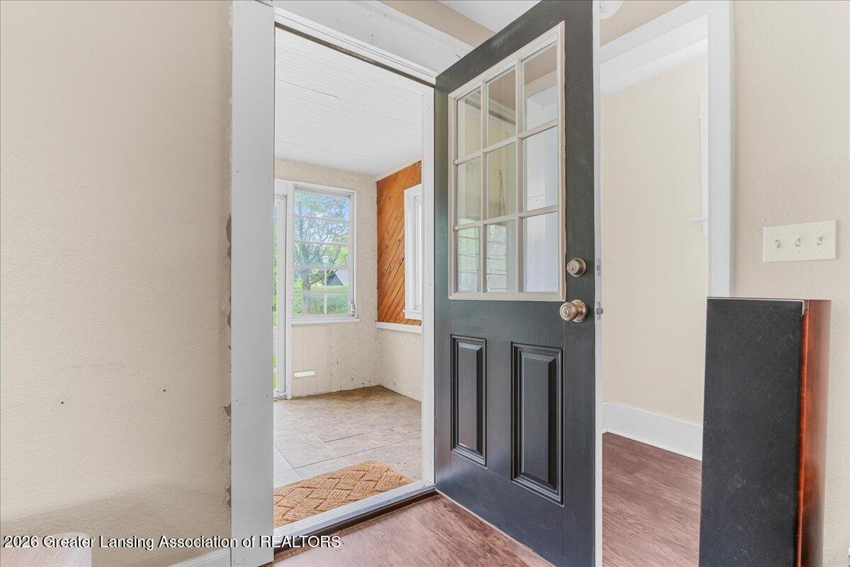 1804 Drexel Road Lansing, MI 48915 - Photo 5 of 30 06-Media Jett - 07
