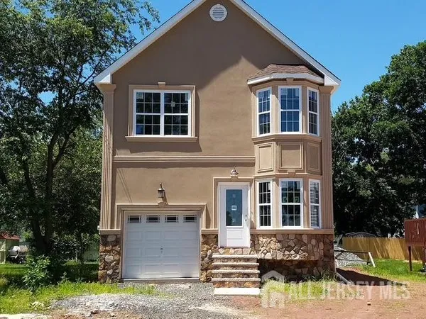 $4,200 | 57 Ray Street, Somerset, NJ 08873