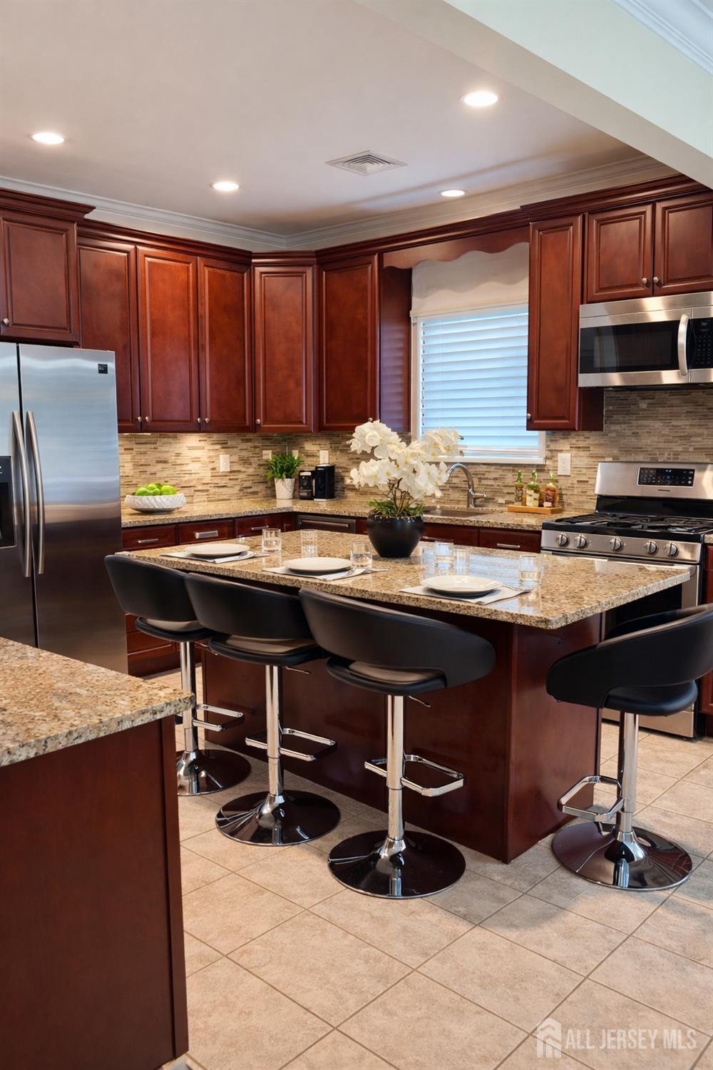 57 Ray Street Somerset, NJ 08873 - Photo 2 of 6