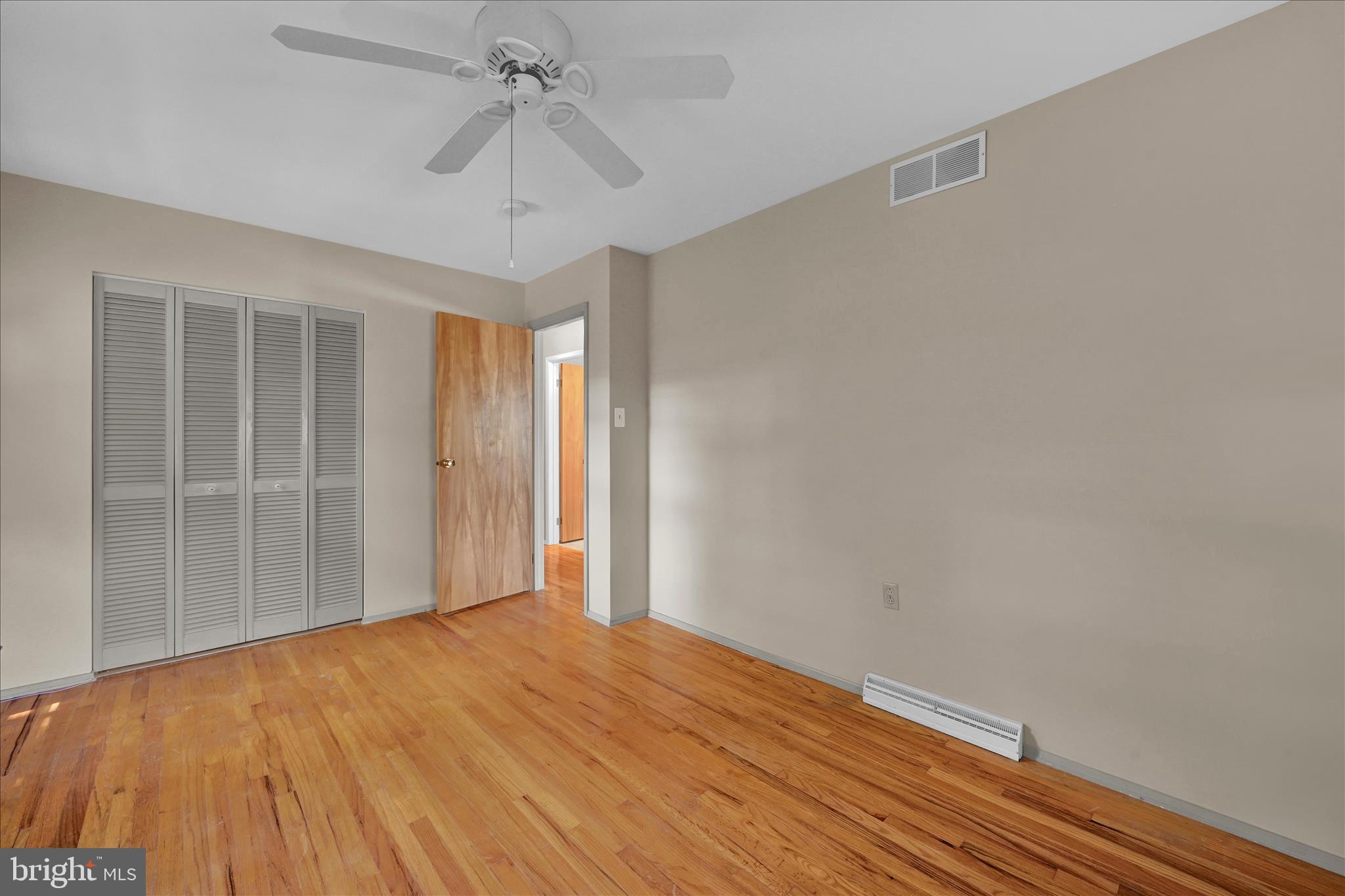 826 Blue Grass Road Lancaster, PA 17601 - Photo 26 of 43 Bedroom 2