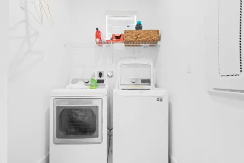 $630,000 | 6819 Pointe Of Woods Drive, West Palm Beach, FL 33413