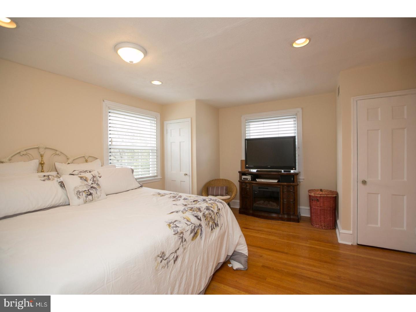 33 Henley Road Wynnewood, PA 19096 - Photo 18 of 23 Bedroom - Main