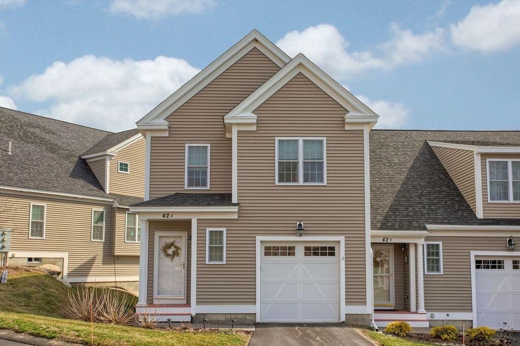 42 A Longview Circle, Unit 42 Ayer, MA 01432 - Photo 1 of 30
