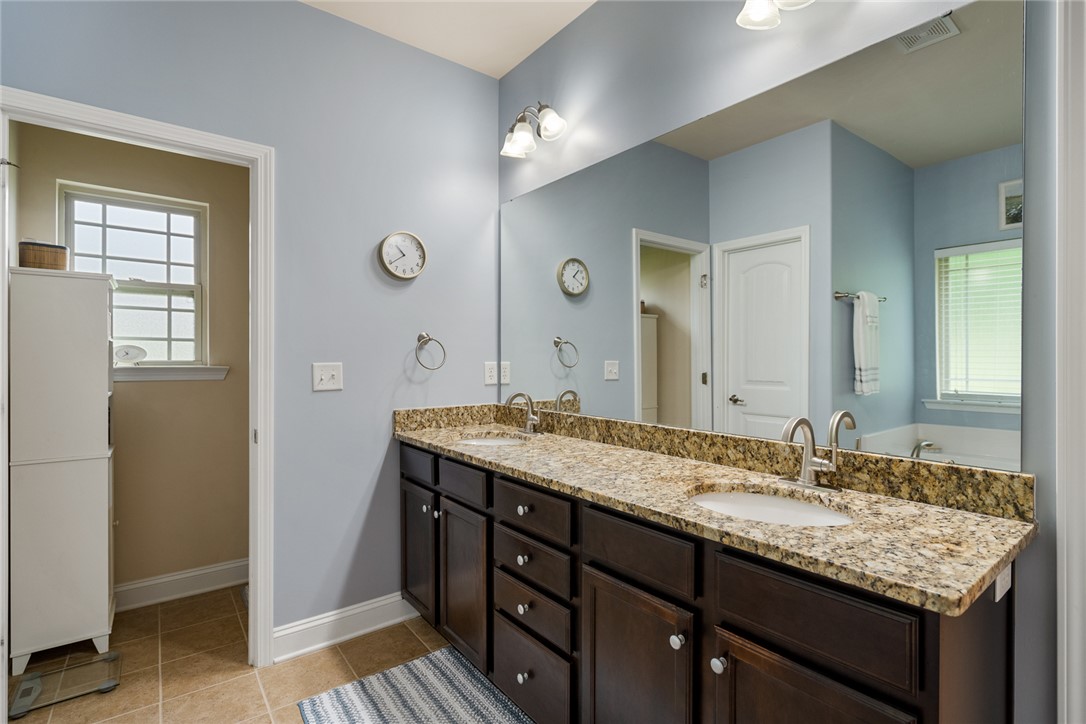 128 Baybrooke Lane Anderson, SC 29621 - Photo 19 of 37