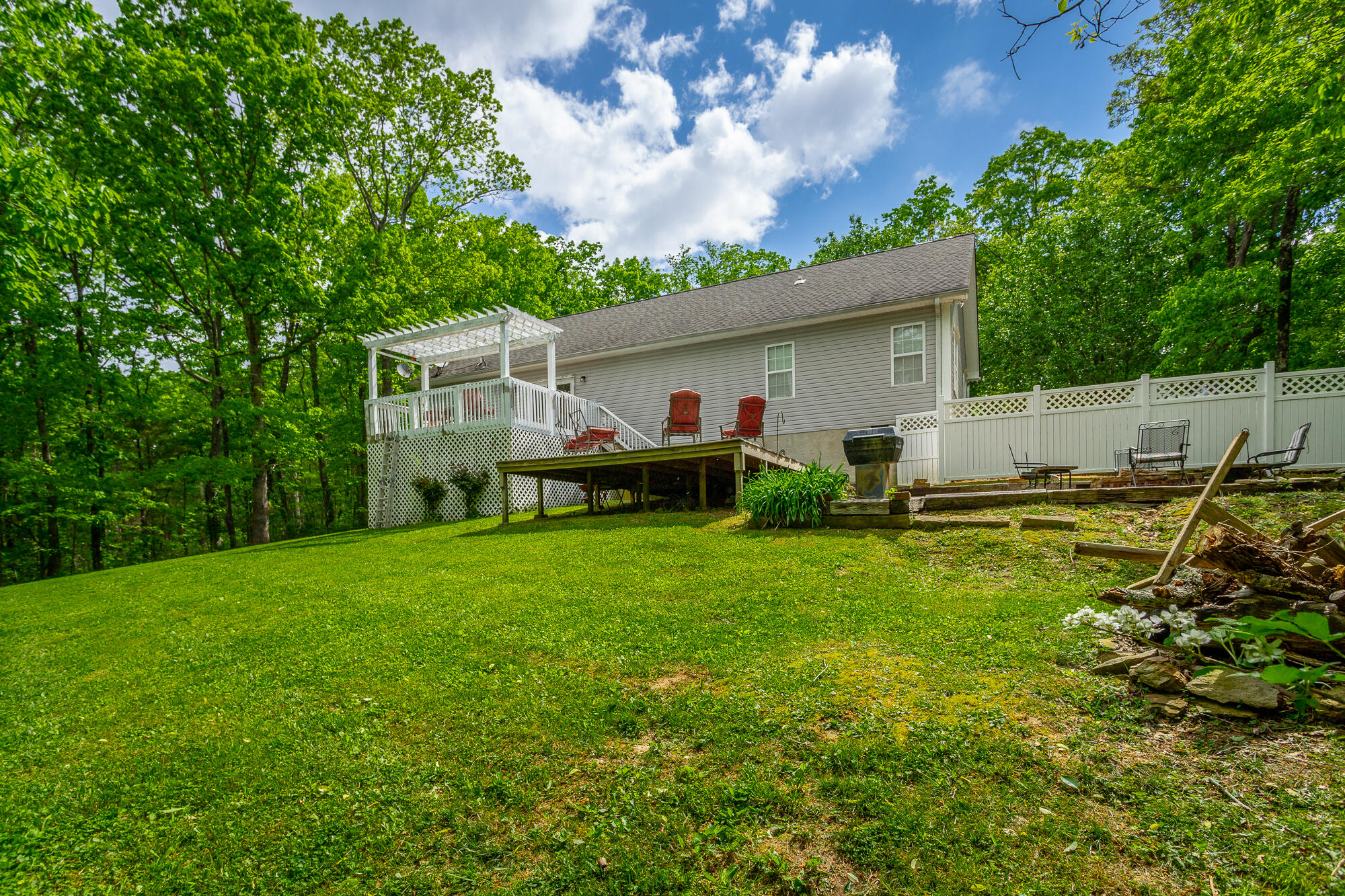 188 Lookout Drive Rising Fawn, GA 30738 - Photo 22 of 70 Back Yard