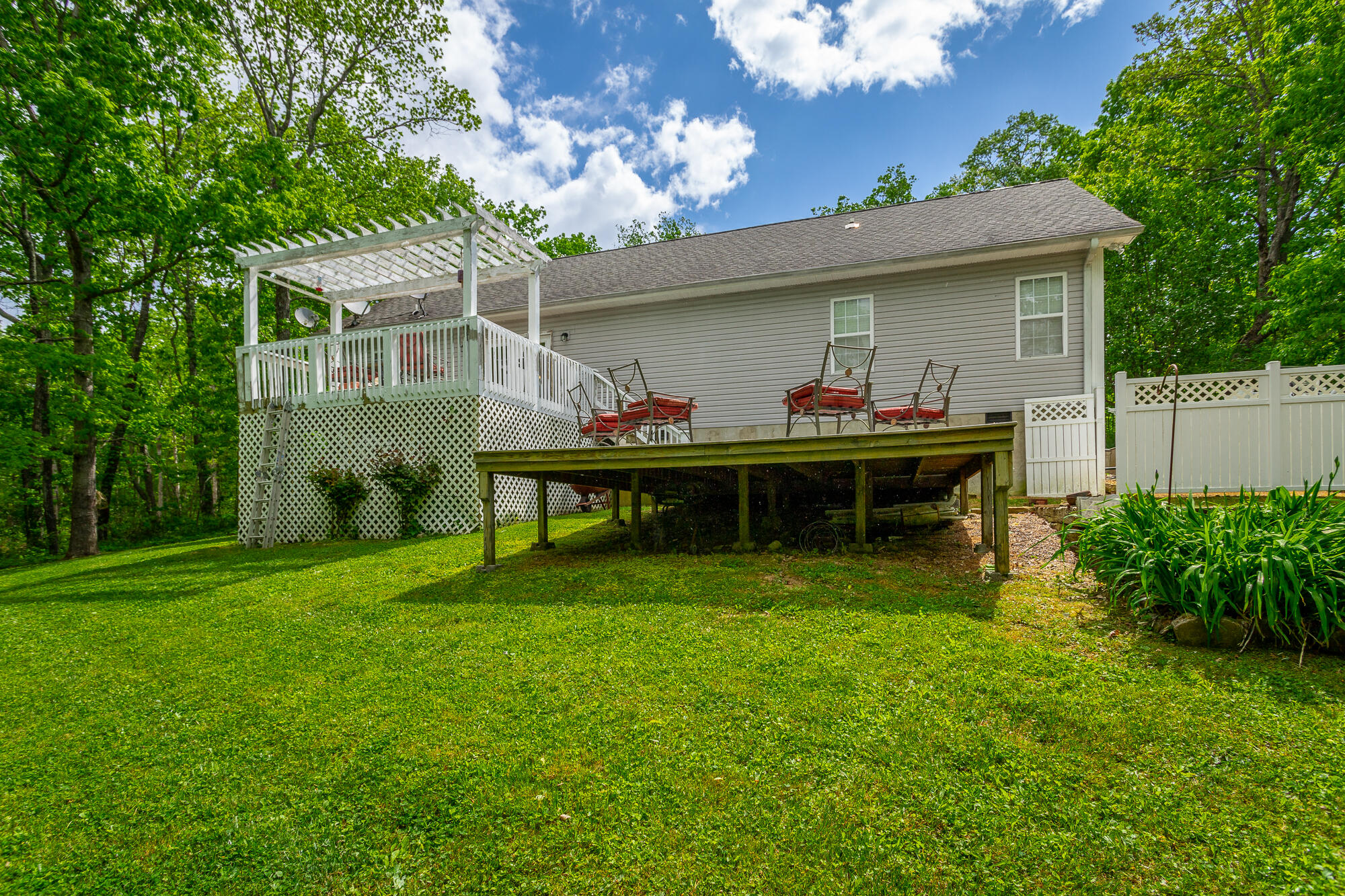 188 Lookout Drive Rising Fawn, GA 30738 - Photo 23 of 70 Back yard