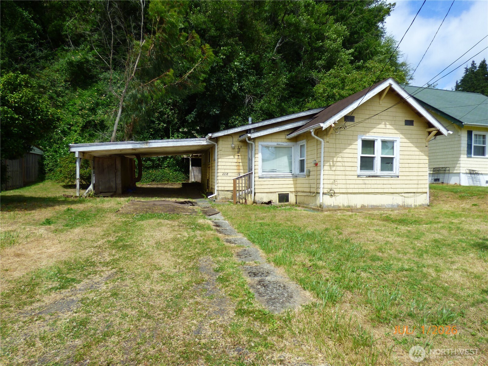 2218 West 5th Street Aberdeen, WA 98520 - Photo 1 of 12