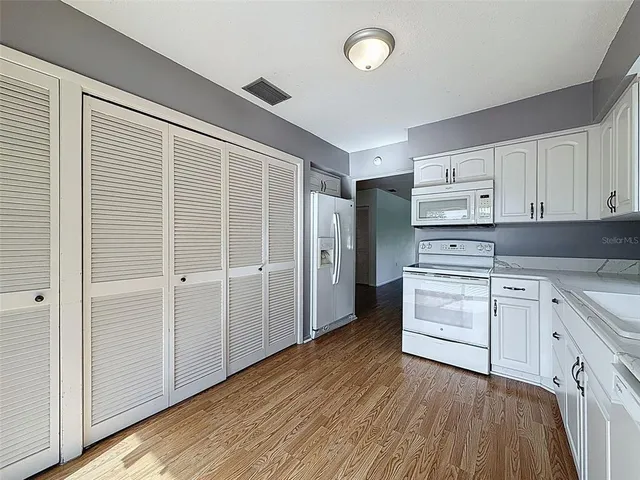 $129,900 | 12901 Fairway Drive, Unit D, Hudson, FL 34667