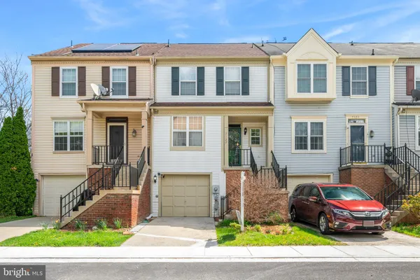 $2,595 | 7123 Gresham Court East, Frederick, MD 21703