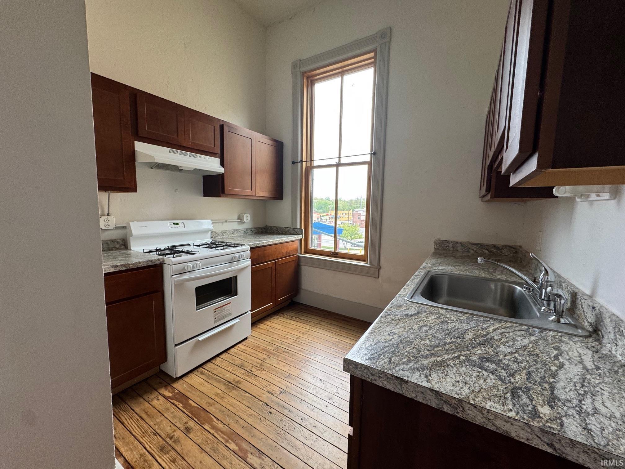 123 East 3rd Street, Unit A Marion, IN 46952 - Photo 2 of 11