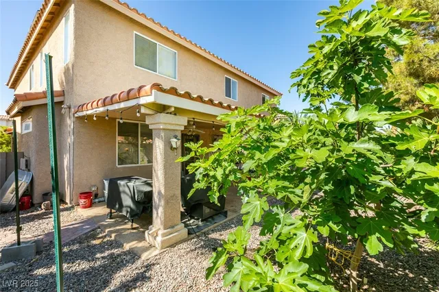 $3,195 | 1048 Painted Daisy Avenue, Henderson, NV 89014