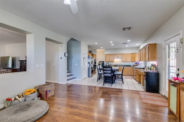 $3,195 | 1048 Painted Daisy Avenue, Henderson, NV 89014