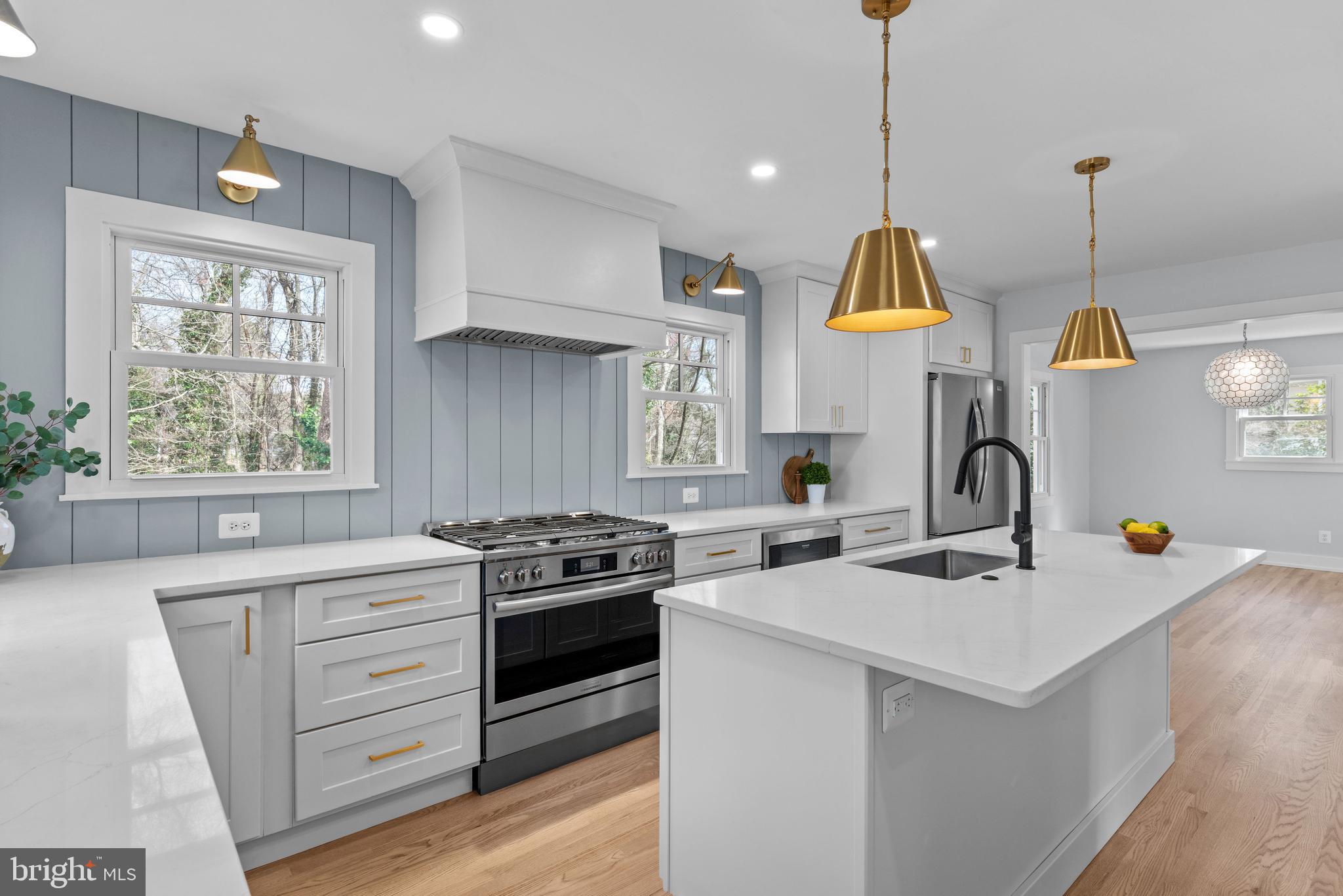 308 Halsey Road Annapolis, MD 21401 - Photo 7 of 46