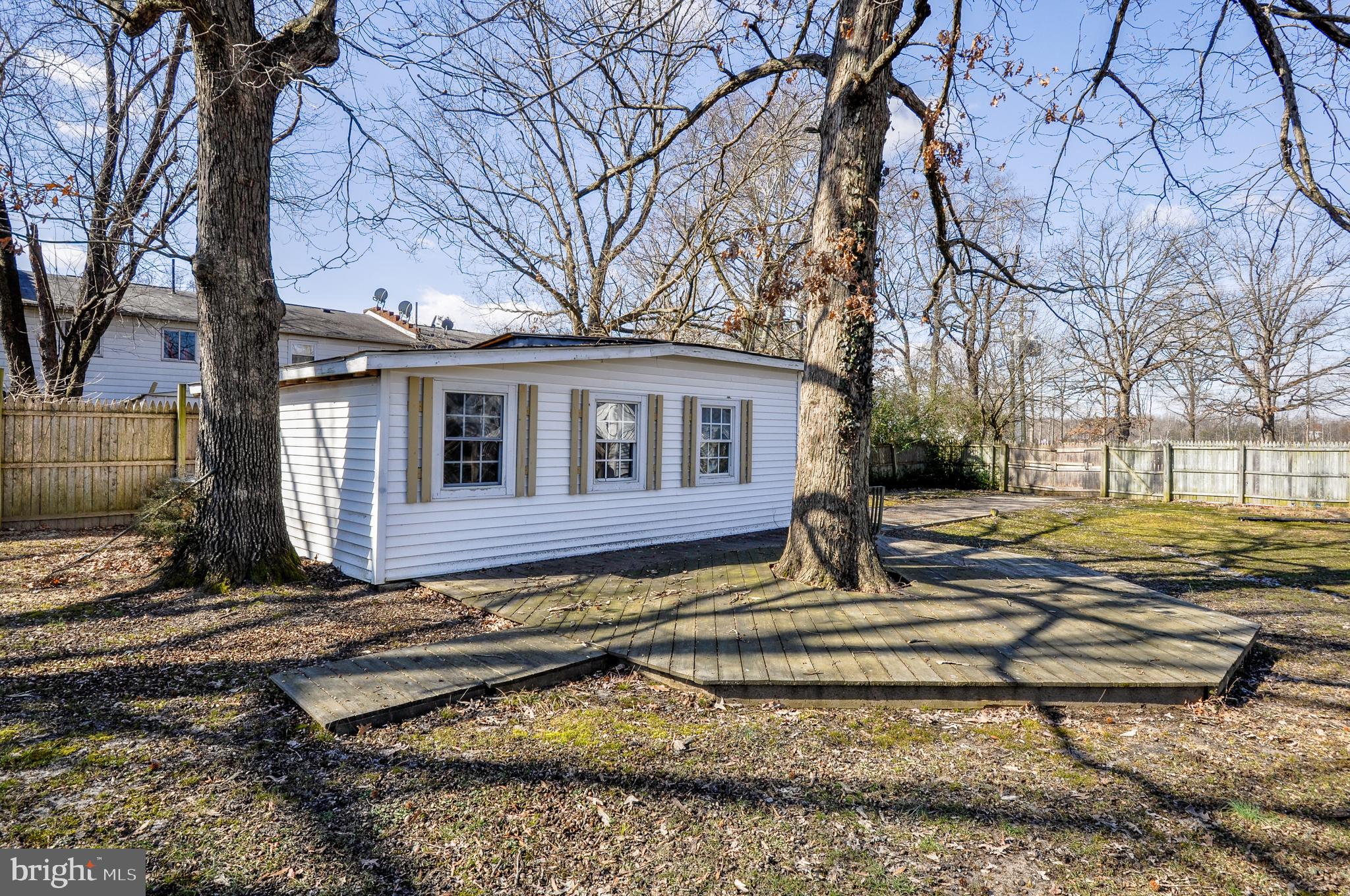 401 Musselman Road Fredericksburg, VA 22405 - Photo 12 of 39 LARGE SHED