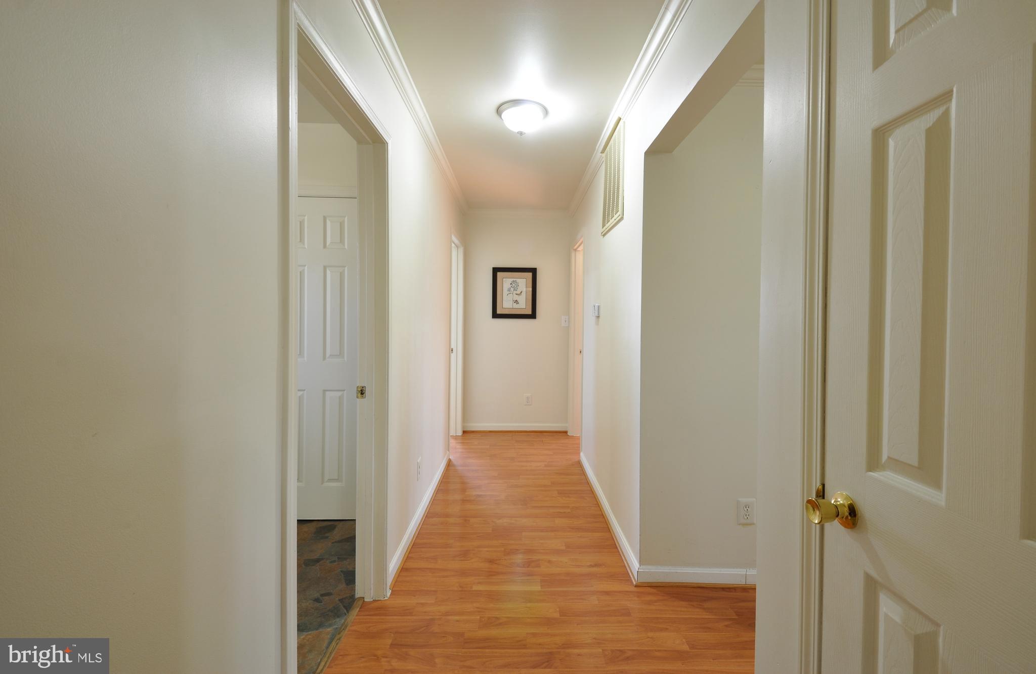 401 Musselman Road Fredericksburg, VA 22405 - Photo 25 of 39 HALLWAY