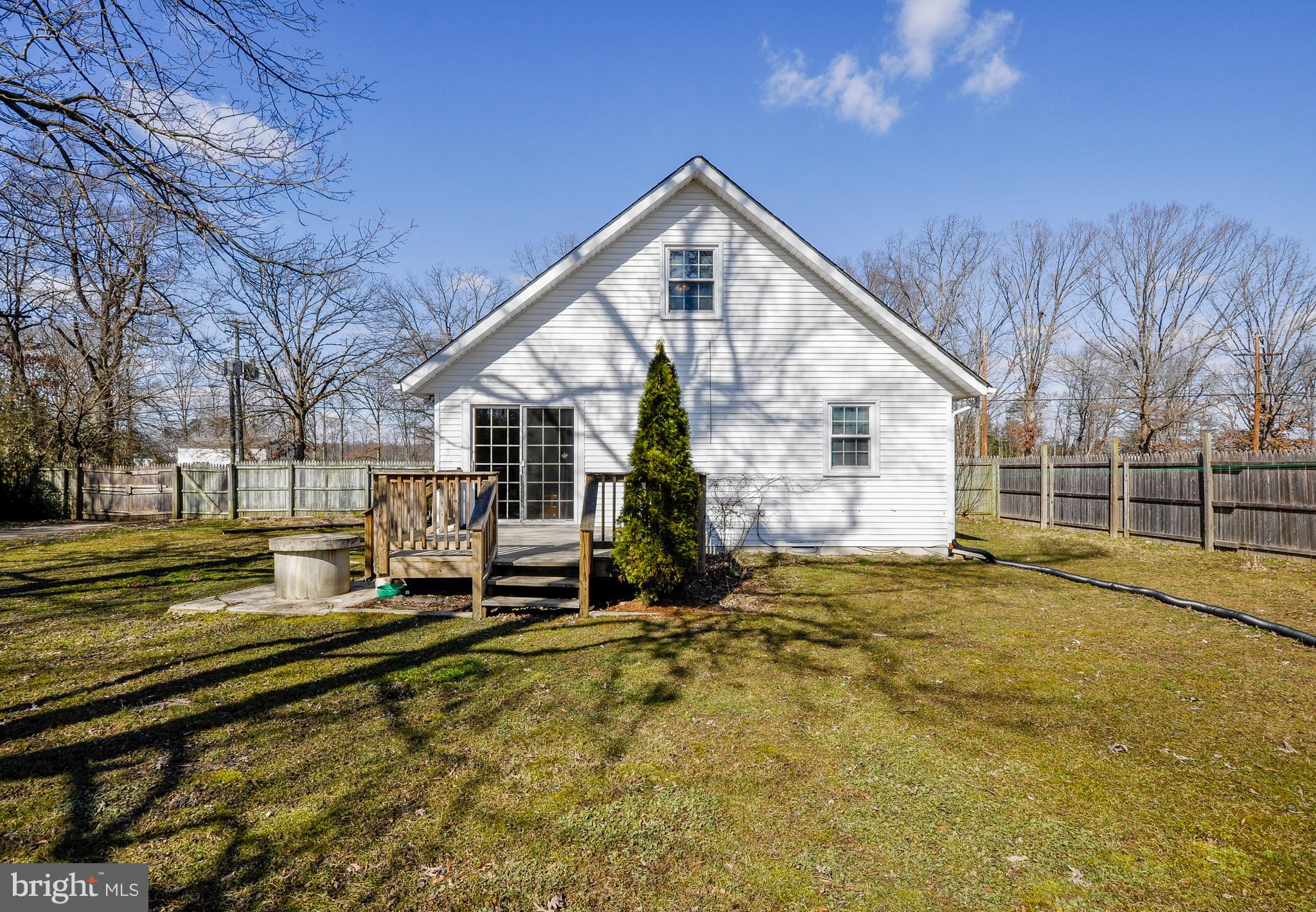 LARGE BACKYARD