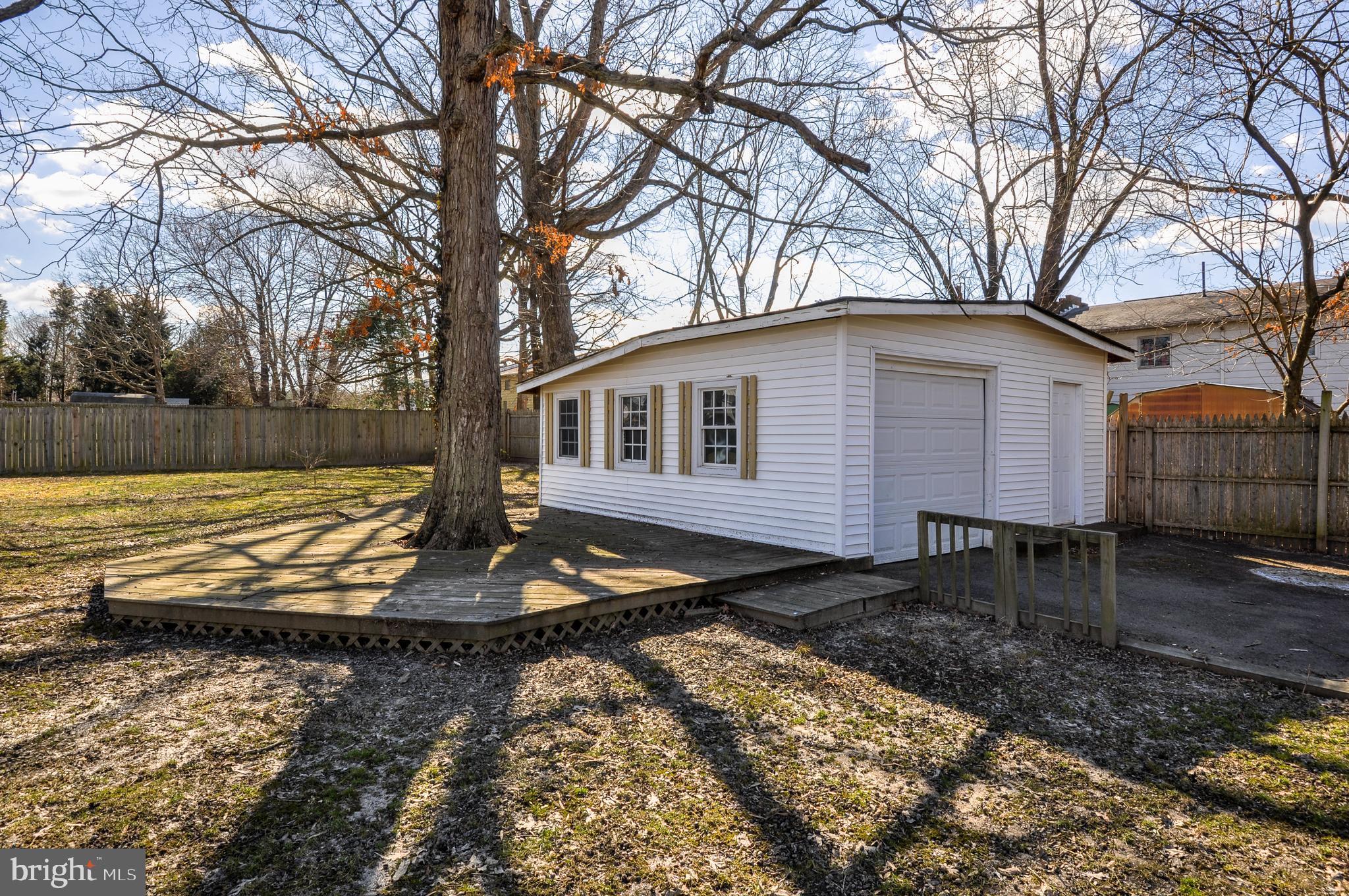 LARGE SHED