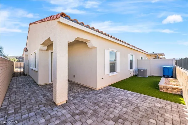$1,995 | 356 Larksong Avenue, Henderson, NV 89011