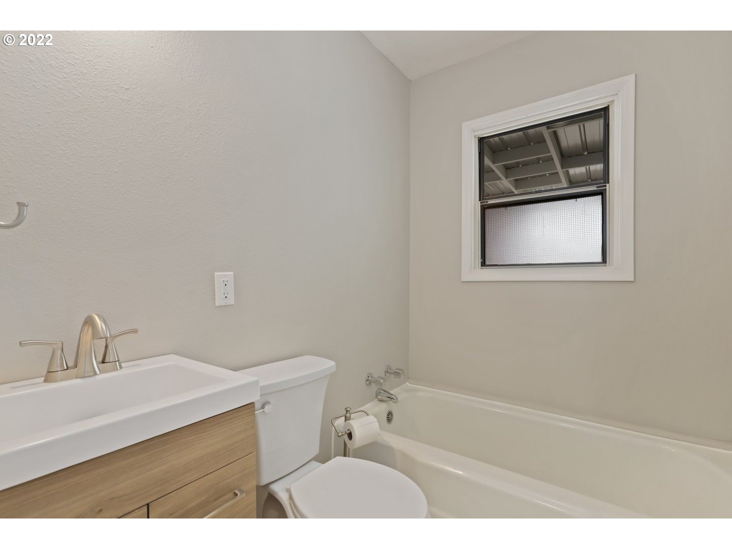 3415 Columbia Heights Road Longview, WA 98632 - Photo 9 of 32 Gallery Image 9