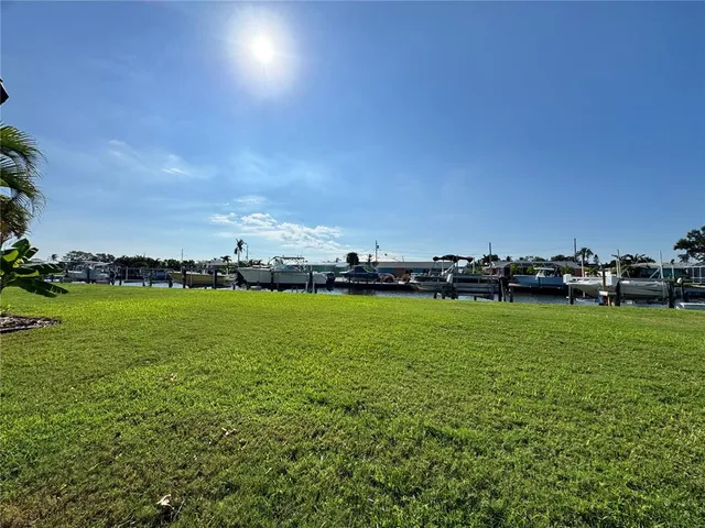 $3,000 | 10443 Waterbird Way, Unit 22, Bradenton, FL 34209