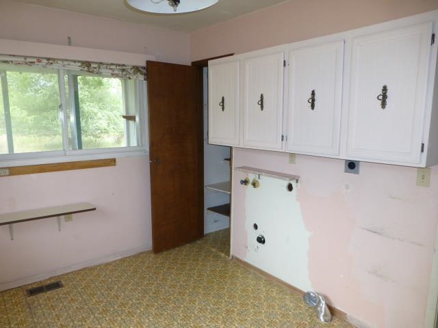 21116 North Saddler Road Colbert, WA 99005 - Photo 6 of 18