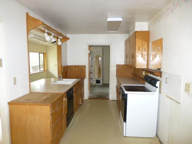 21116 North Saddler Road Colbert, WA 99005 - Photo 7 of 18