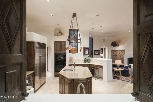 $3,500,000 | 9215 East Red Lawrence Drive, Scottsdale, AZ 85262