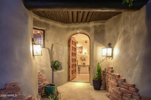 $3,500,000 | 9215 East Red Lawrence Drive, Scottsdale, AZ 85262