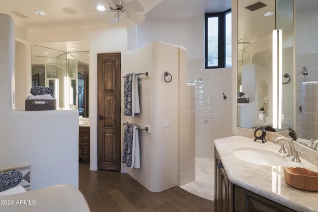 $3,500,000 | 9215 East Red Lawrence Drive, Scottsdale, AZ 85262