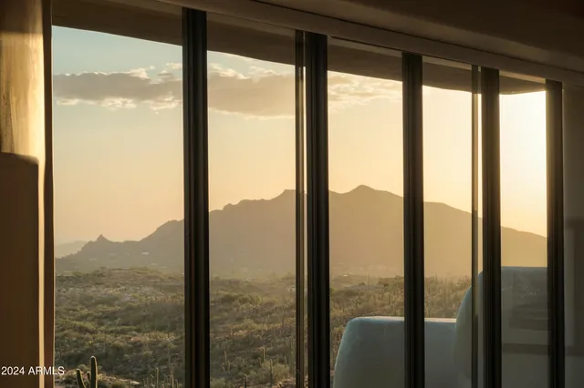 $3,500,000 | 9215 East Red Lawrence Drive, Scottsdale, AZ 85262