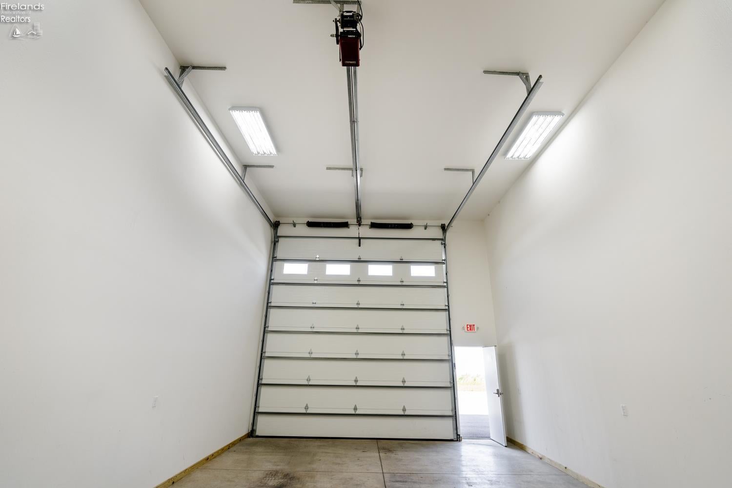 764 Southeast Catawba Road, Unit 98 Port Clinton, OH 43452 - Photo 10 of 11 Gallery Image 10