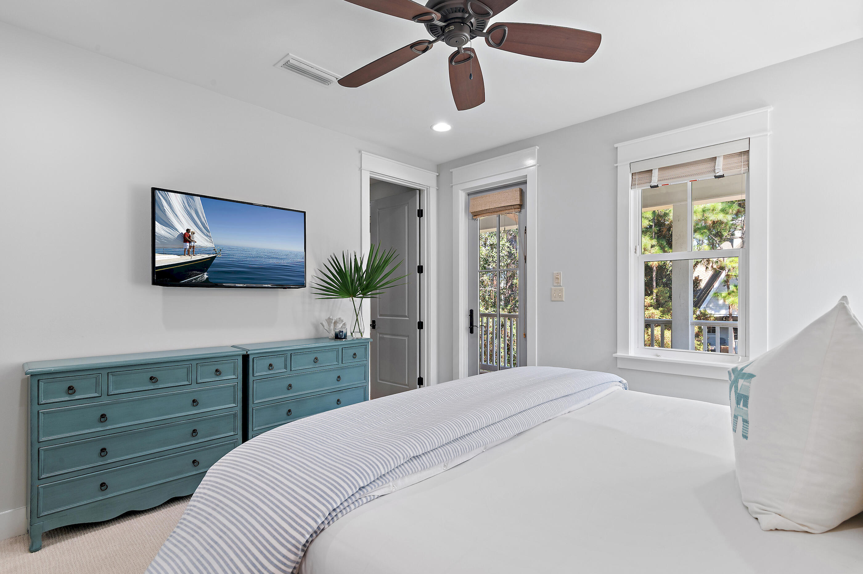 199 Anchor Rode Circle Santa Rosa Beach, FL 32459 - Photo 17 of 43 a bedroom with a bed and a dresser