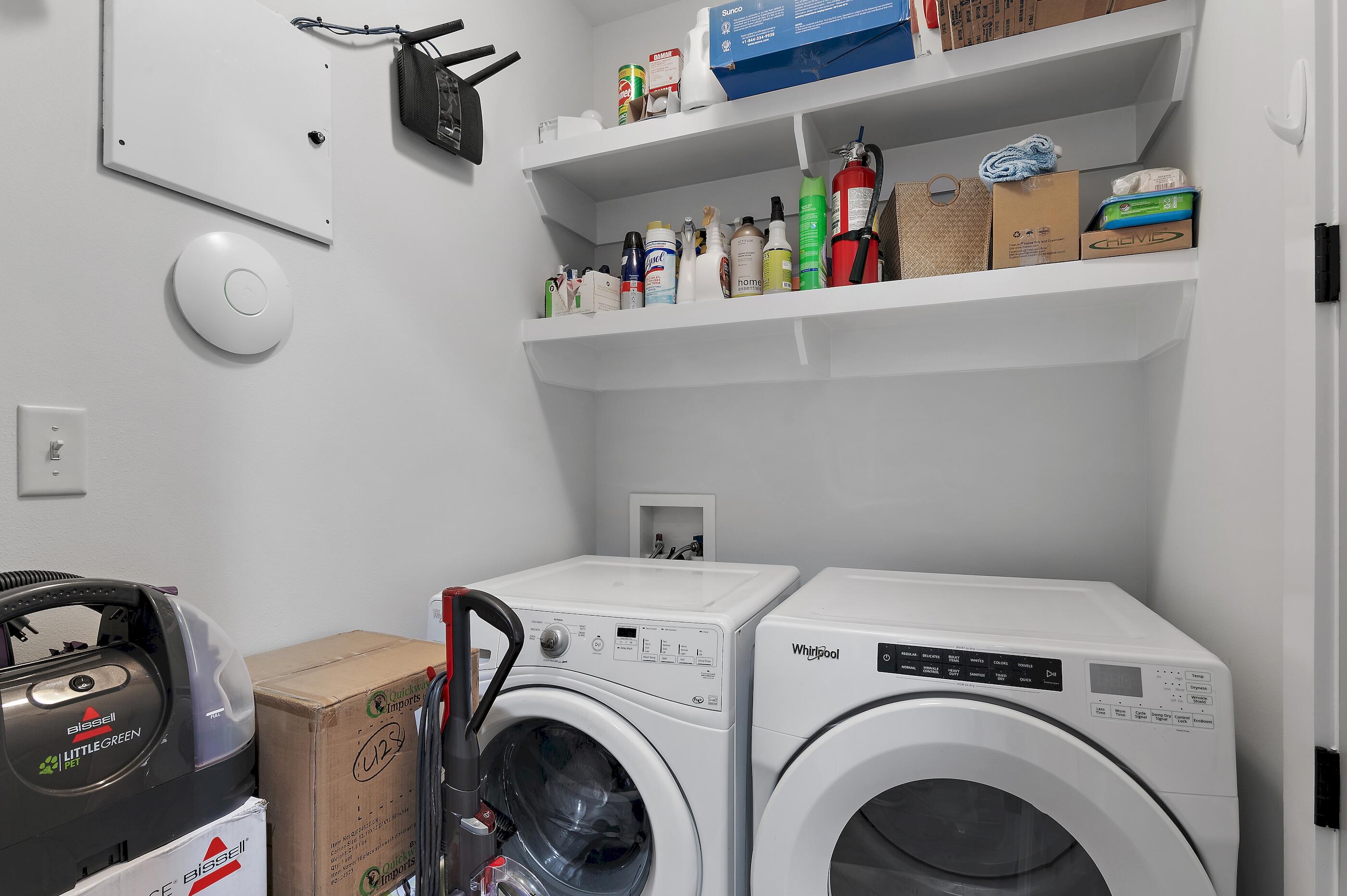 199 Anchor Rode Circle Santa Rosa Beach, FL 32459 - Photo 28 of 43 a utility room with dryer and washer