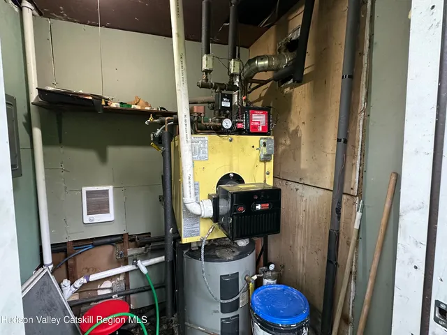 $329,000 | 59 Church Street, Leeds, NY 12451