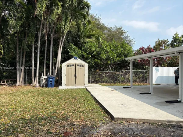 $569,000 | 204 Southwest 7th Avenue, Hallandale Beach, FL 33009