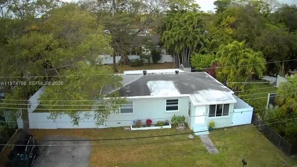 $569,000 | 204 Southwest 7th Avenue, Hallandale Beach, FL 33009