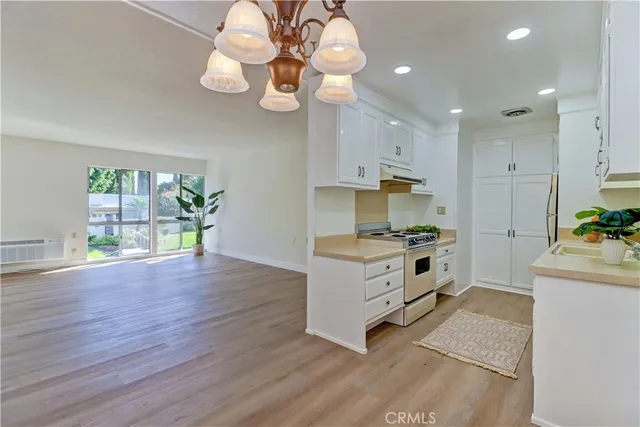 $299,900 | 2123 Ronda Granada, Unit A, Laguna Woods, CA 92637