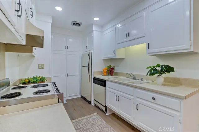 $299,900 | 2123 Ronda Granada, Unit A, Laguna Woods, CA 92637