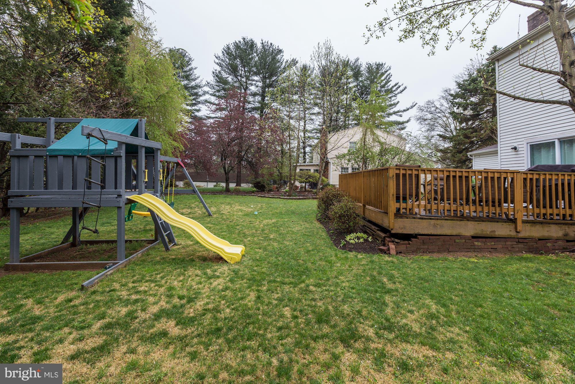 5249 Eliots Oak Road Columbia, MD 21044 - Photo 29 of 30 Private Rear Yard