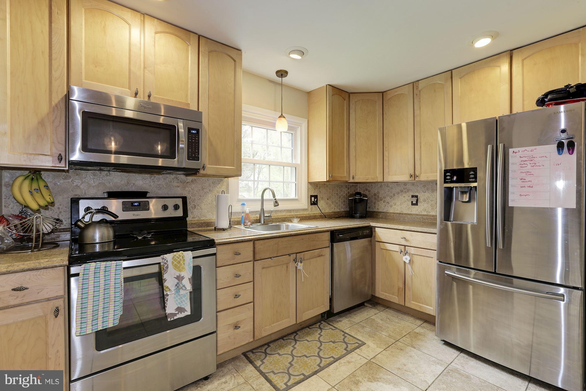 5249 Eliots Oak Road Columbia, MD 21044 - Photo 4 of 30 Updated Kitchen