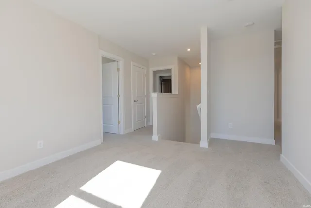 $399,800 | 2704 Marycrest Drive, Evansville, IN 47712