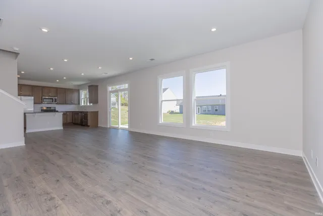 $399,800 | 2704 Marycrest Drive, Evansville, IN 47712