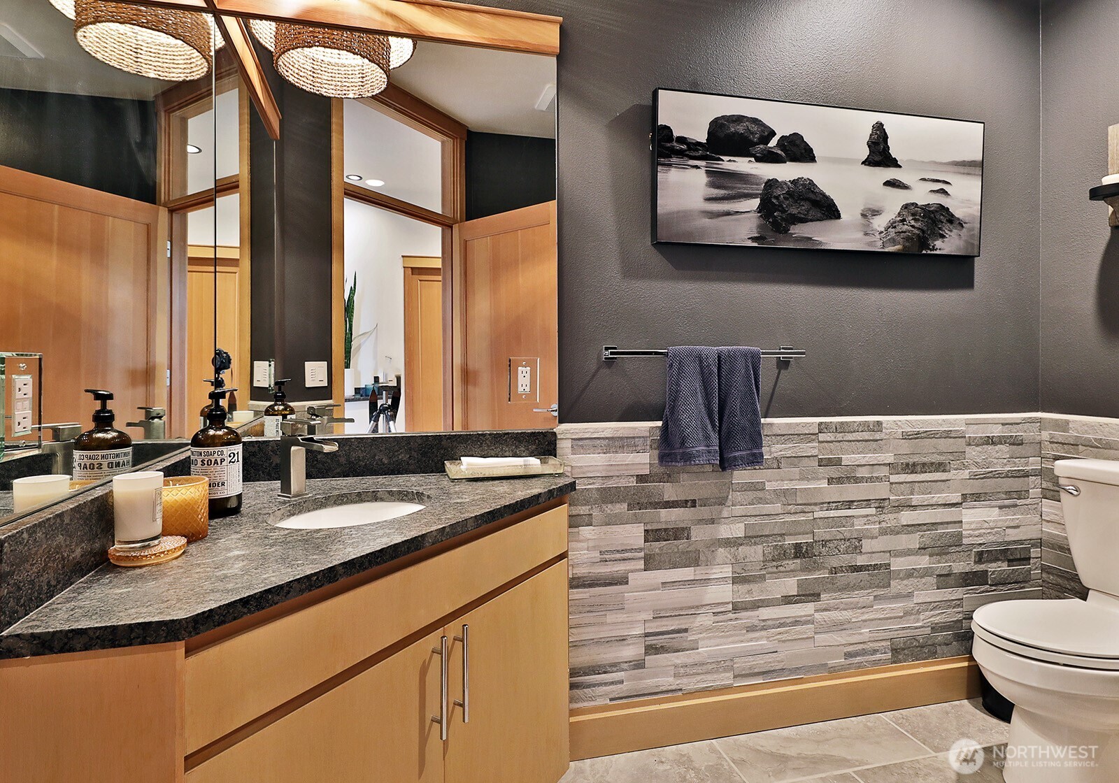 8045 Possession Road Clinton, WA 98236 - Photo 30 of 40