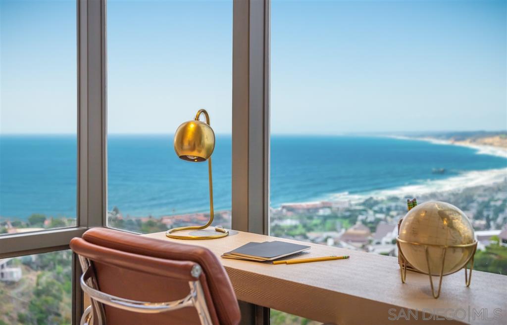 7405 Hillside Drive La Jolla, CA 92037 - Photo 11 of 25