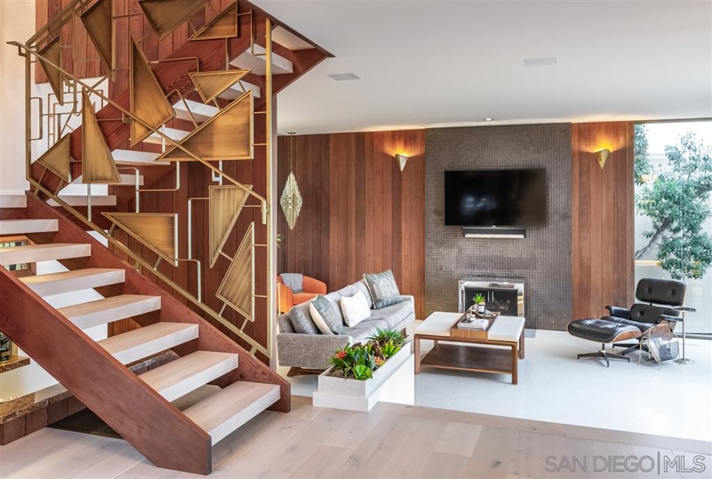 7405 Hillside Drive La Jolla, CA 92037 - Photo 13 of 25