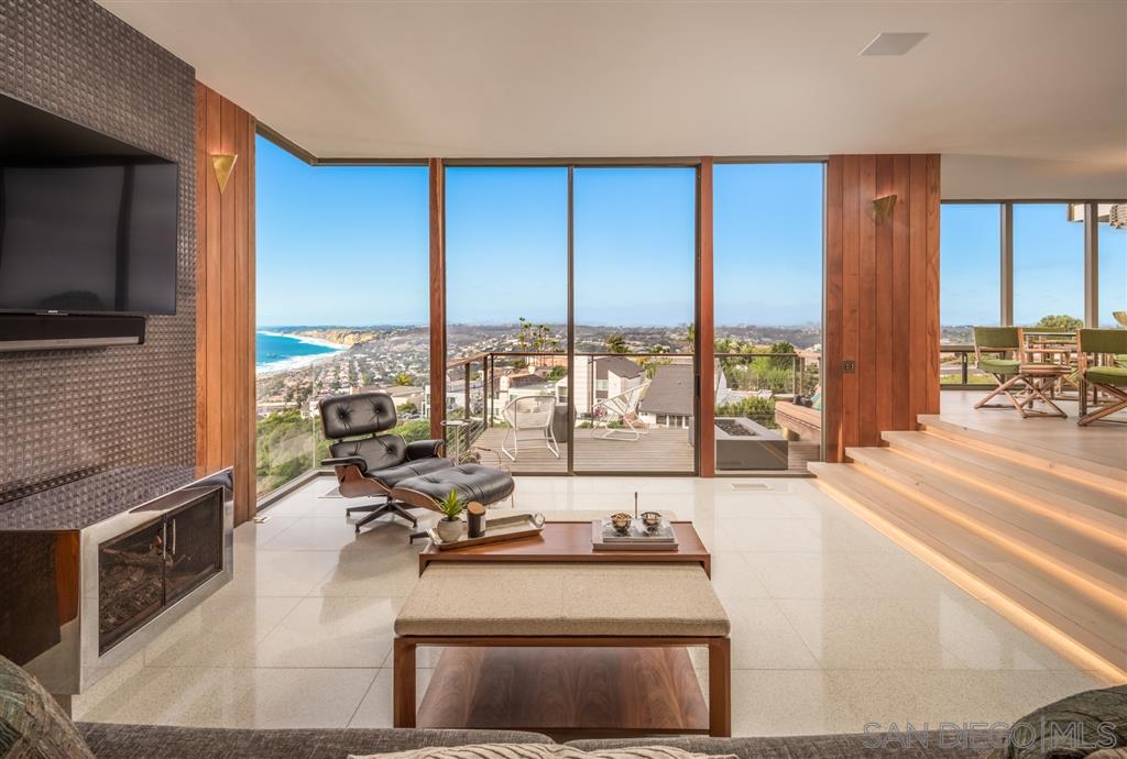 7405 Hillside Drive La Jolla, CA 92037 - Photo 5 of 25