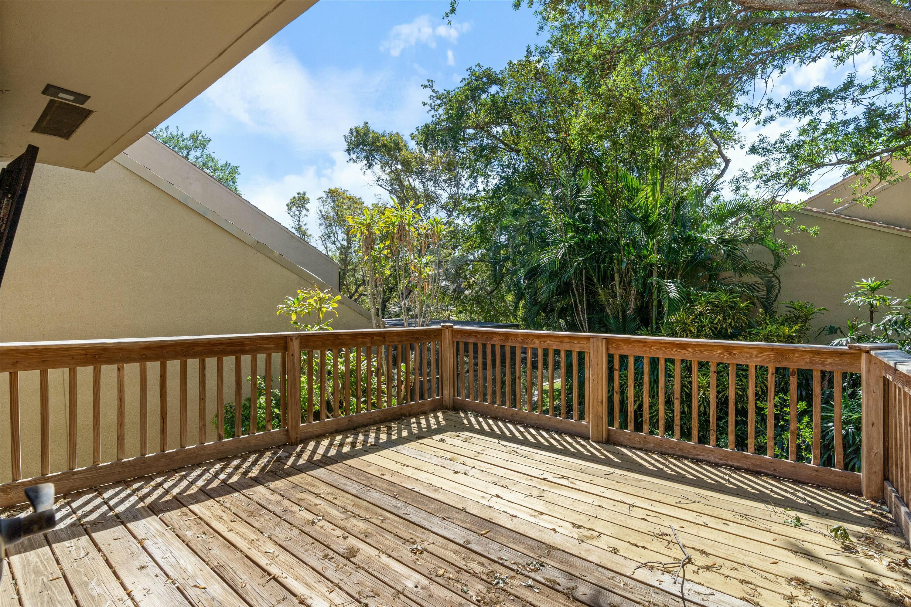 778 St Albans Drive Boca Raton, FL 33486 - Photo 16 of 29 Upstairs deck